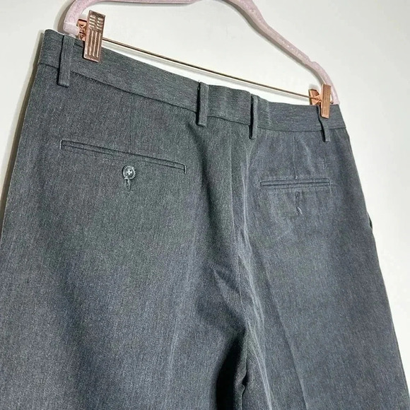 Dockers Straight Fit Gray Men’s Pants - Picture 8 of 9